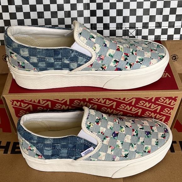 Vans Classic Slip On Platforms WMNS Woven Denim/Floral - Picture 2 of 16